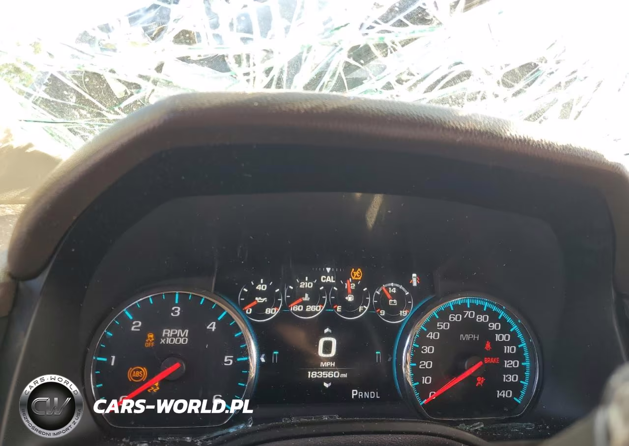 2017 Chevrolet Suburban K1500 Premier VIN:1GNSKJKC0HR117625 - 9