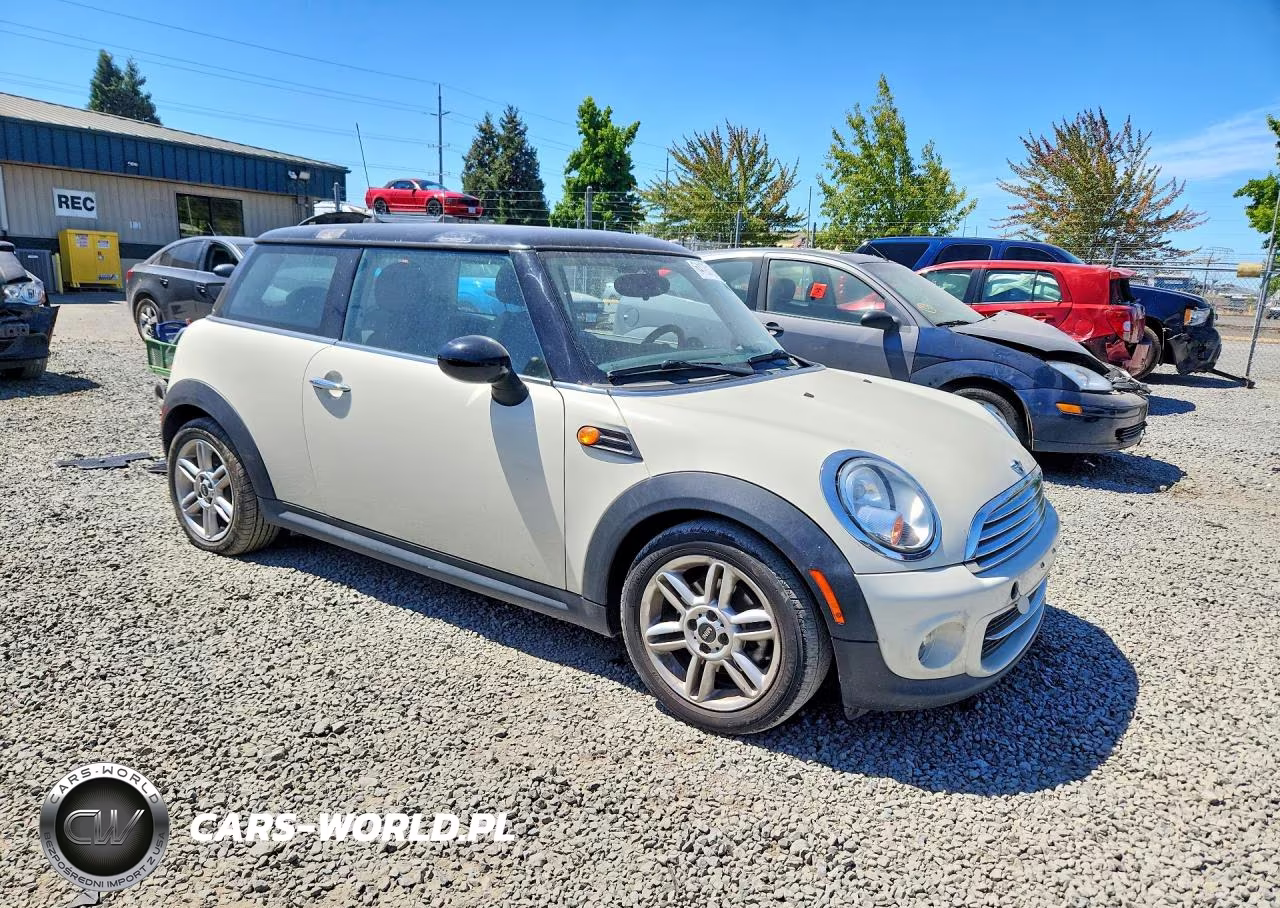 2011 Mini Cooper VIN:WMWSU3C58BT183913 - 4