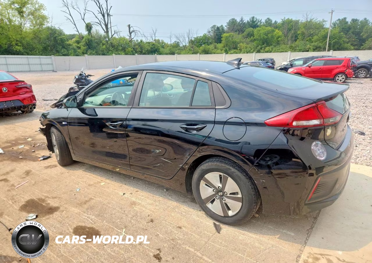 2020 Hyundai Ioniq Blue VIN:KMHC65LC1LU215538 - 2