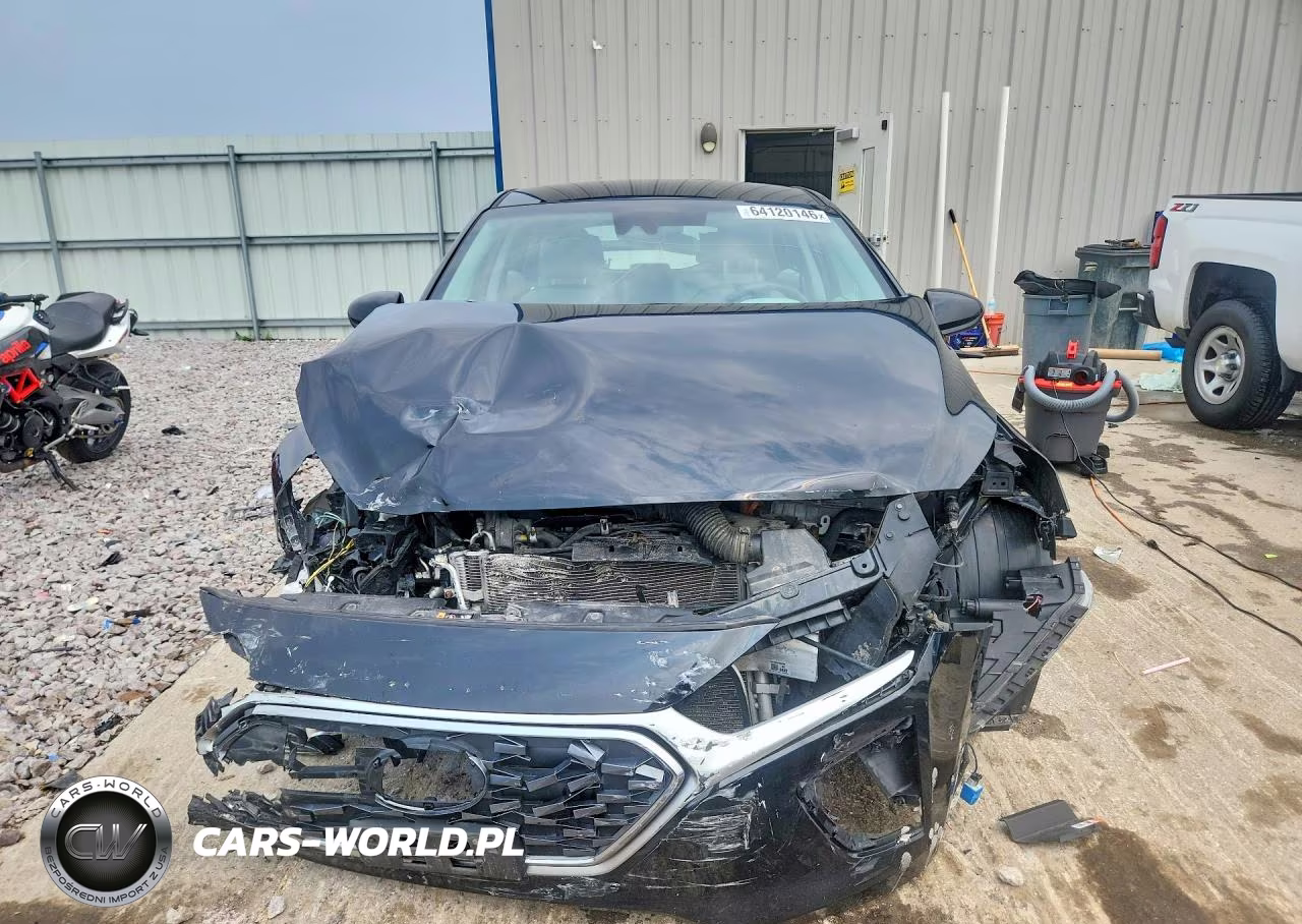 2020 Hyundai Ioniq Blue VIN:KMHC65LC1LU215538 - 5