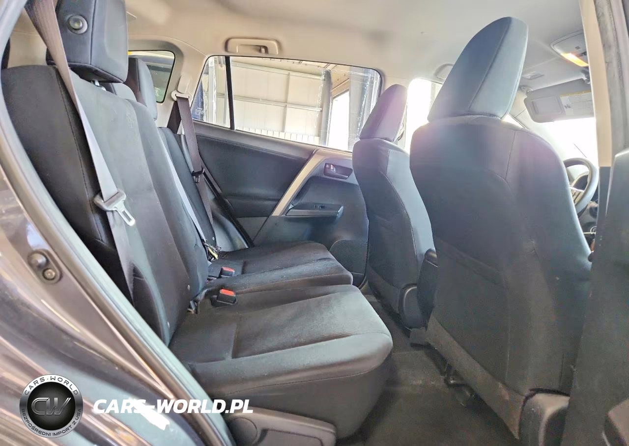2018 Toyota Rav4 Le VIN:JTMBFREV0JJ736027 - 10
