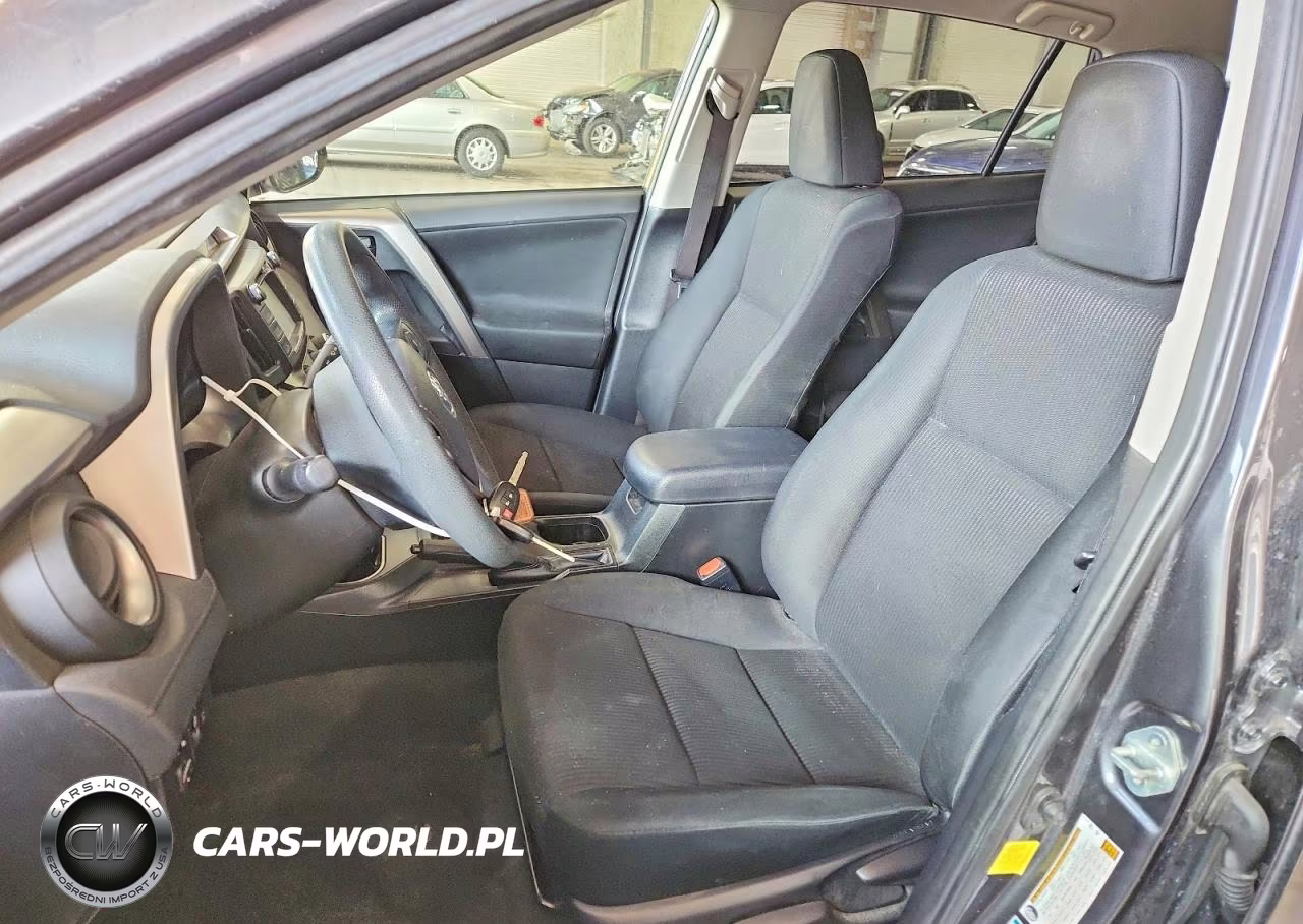 2018 Toyota Rav4 Le VIN:JTMBFREV0JJ736027 - 7