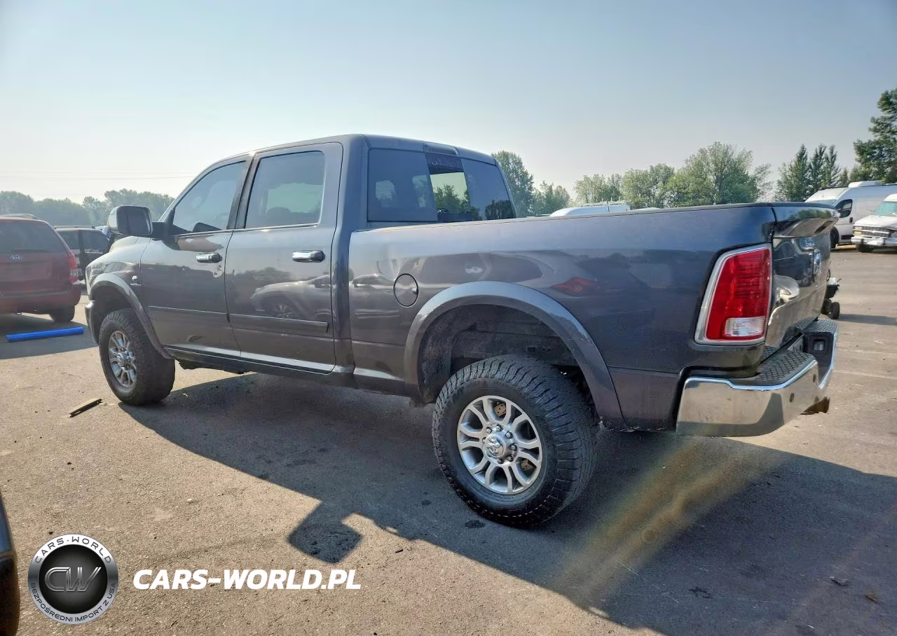 2015 Ram 2500 Laramie VIN:3C6UR5FL7FG673076 - 2