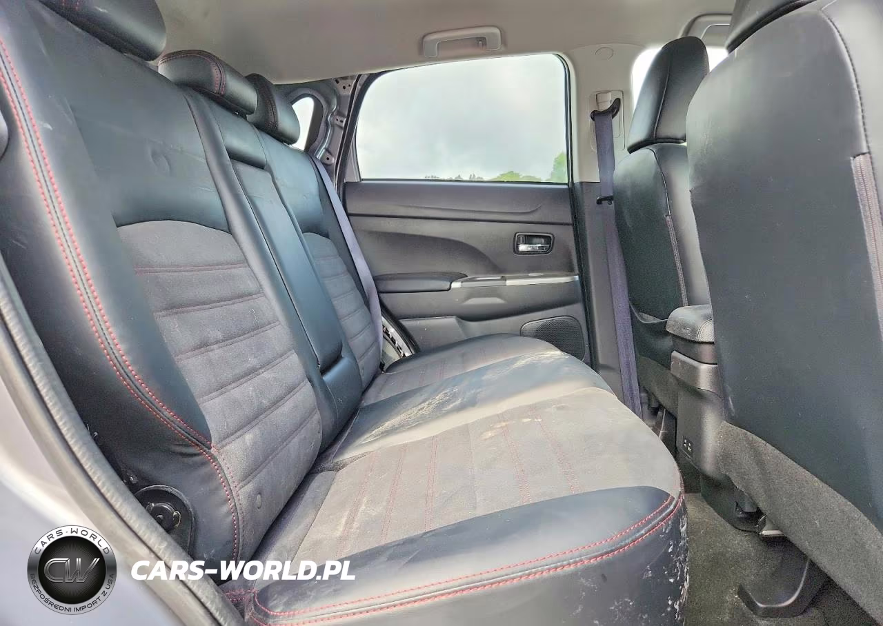 2025 Mitsubishi Outlander Sport S VIN:JA4ARUAU9SU009658 - 11