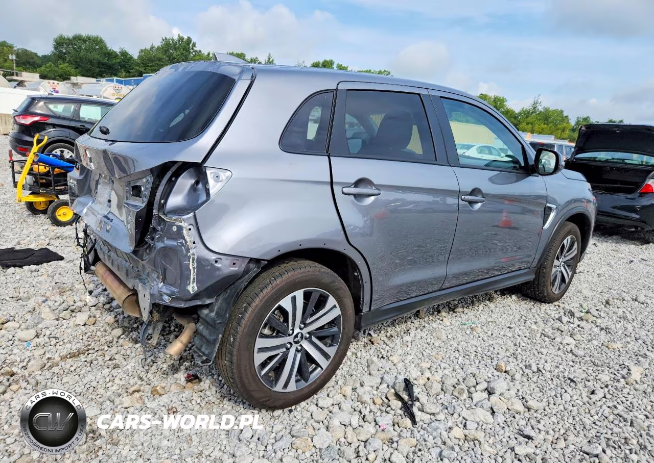 2025 Mitsubishi Outlander Sport S VIN:JA4ARUAU9SU009658 - 3