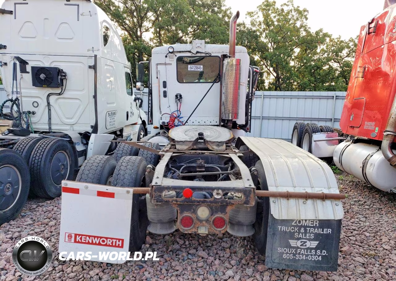 2006 Freightliner Columbia 112 Semi Truck VIN:1FUJF0DE86LV64388 - 6
