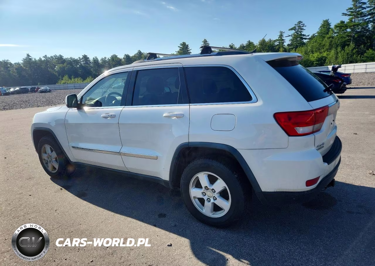 2011 Jeep Grand Cherokee Laredo VIN:1J4RR4GG7BC552548 - 2