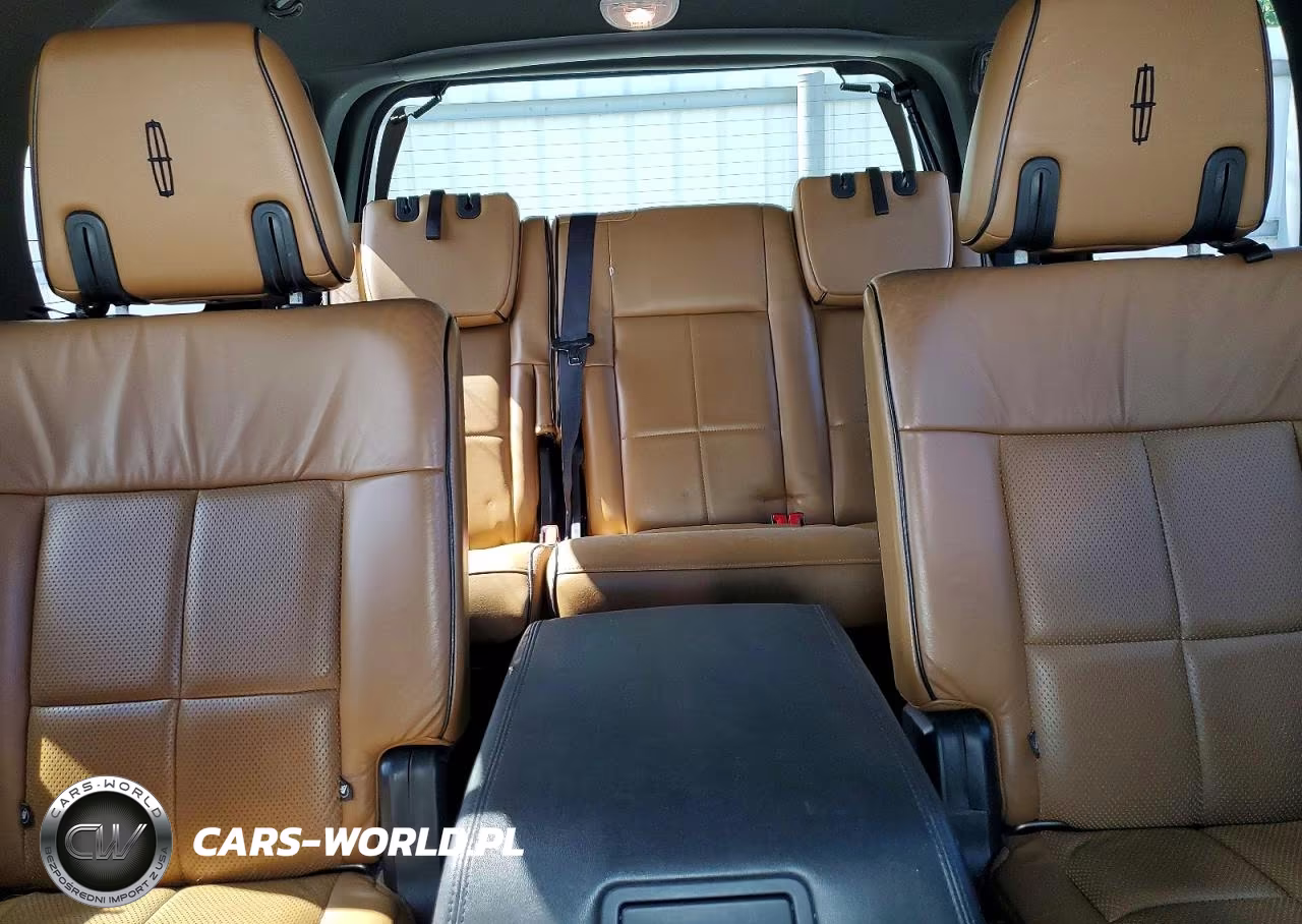2012 Lincoln Navigator VIN:5LMJJ2J58CEL00618 - 10