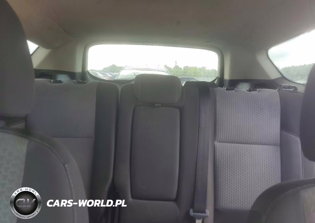 2017 Ford Escape Se VIN:1FMCU0GD6HUC18325 - 10