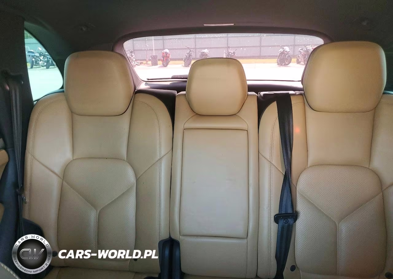 2016 Porsche Cayenne VIN:WP1AA2A2XGLA04092 - 10