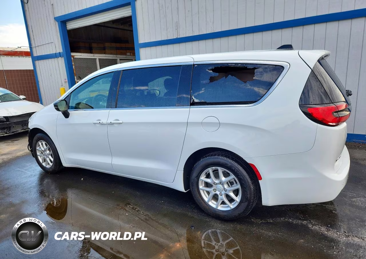 2025 Chrysler Pacifica Select VIN:2C4RC1BG7SR612462 - 2