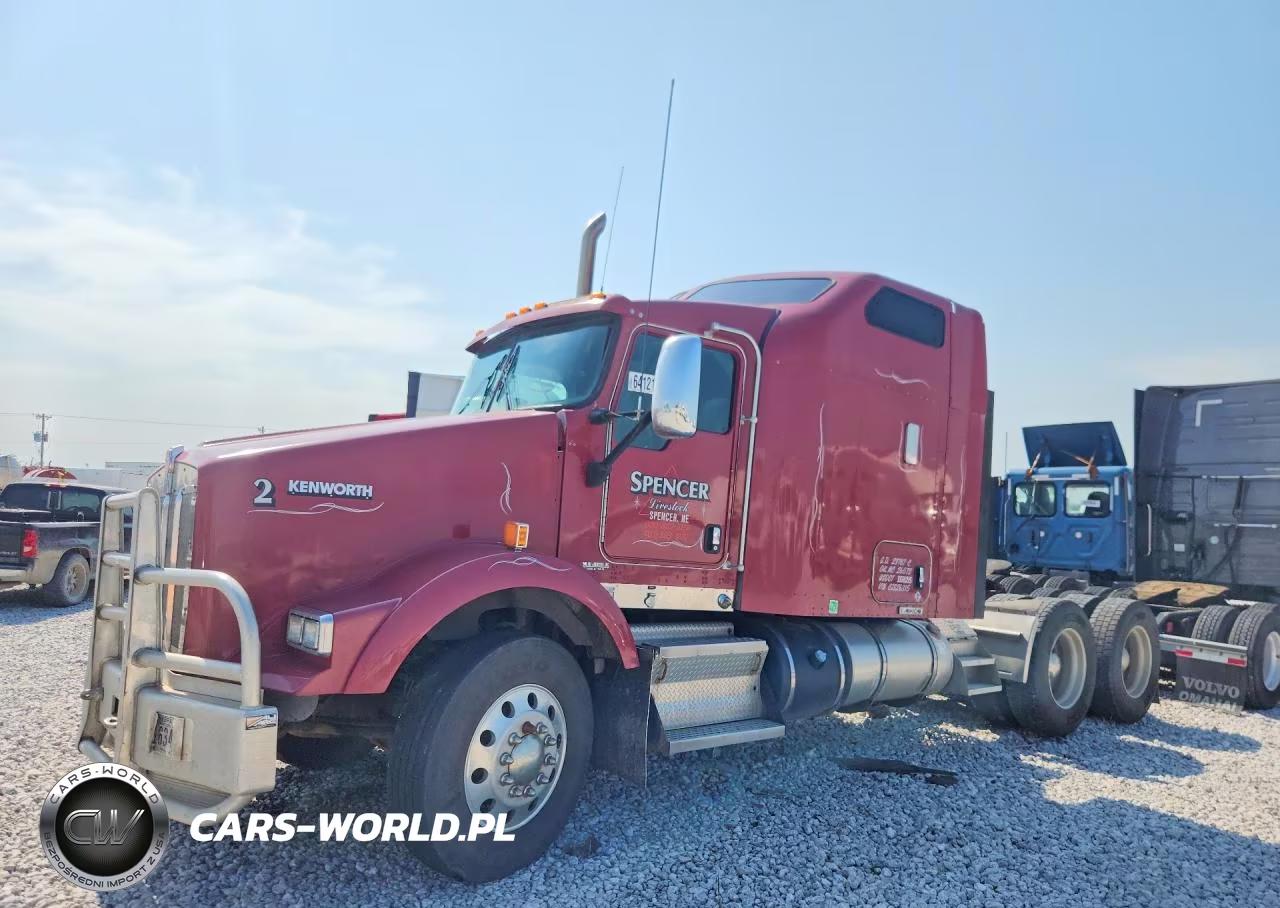 2012 Kenworth T800 Semi Truck