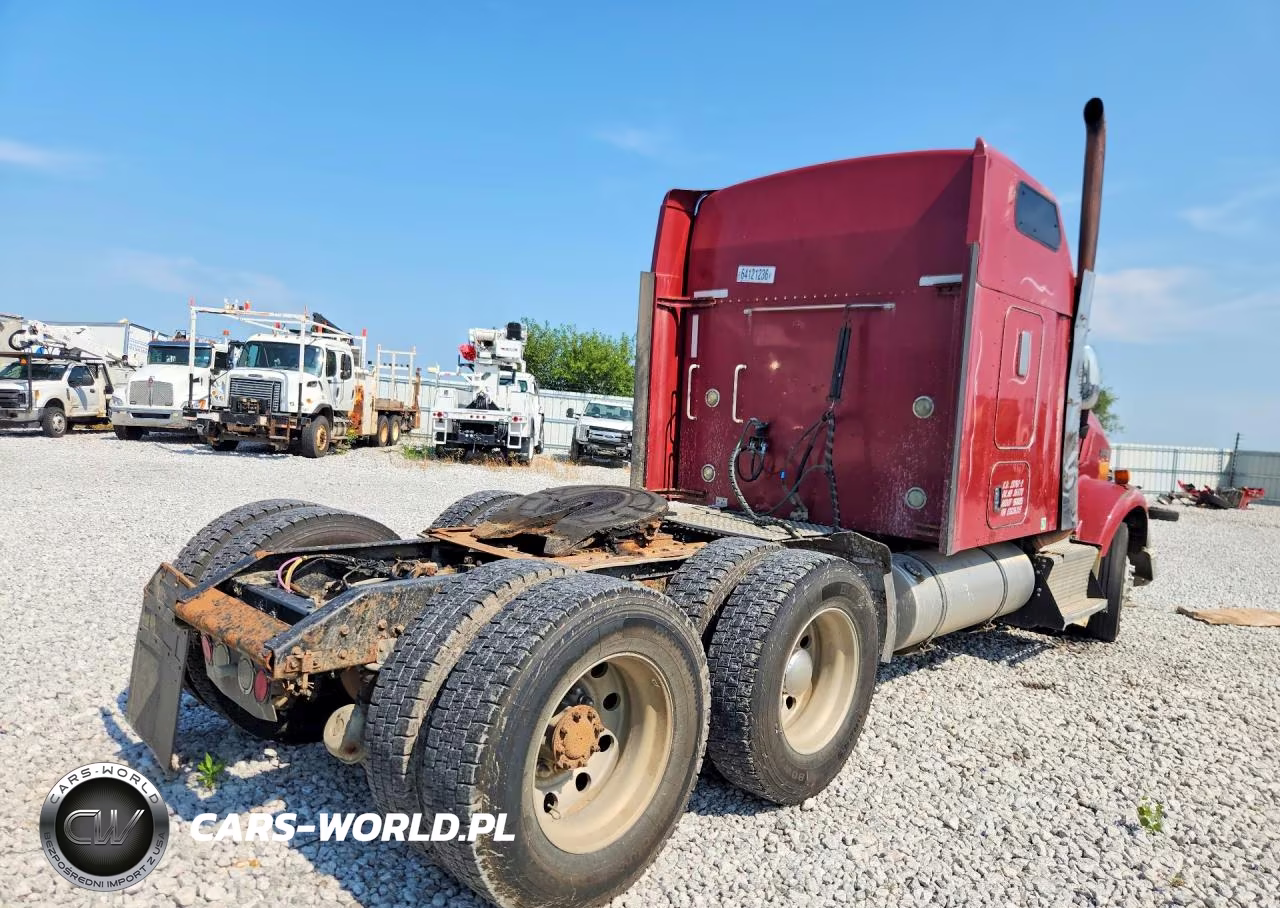 2012 Kenworth T800 Semi Truck VIN:1XKDD49X9CJ326315 - 3