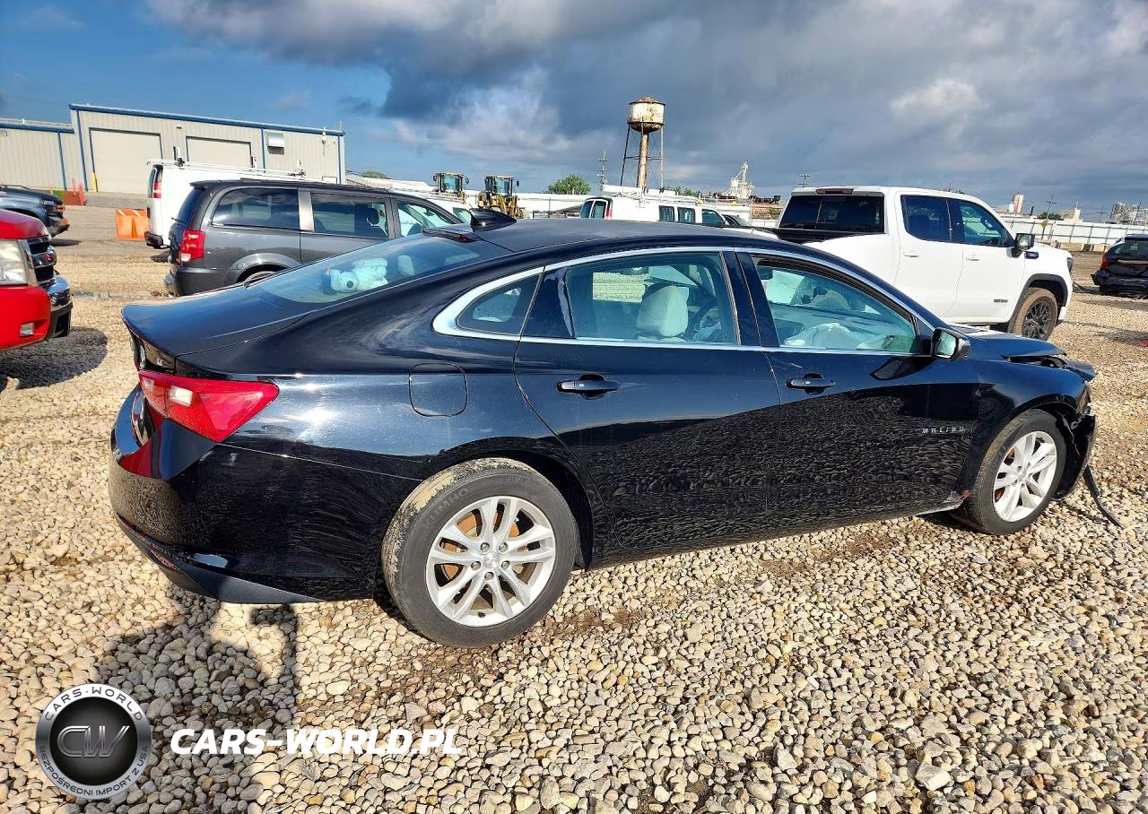2018 Chevrolet Malibu Lt VIN:1G1ZD5ST9JF122055 - 3