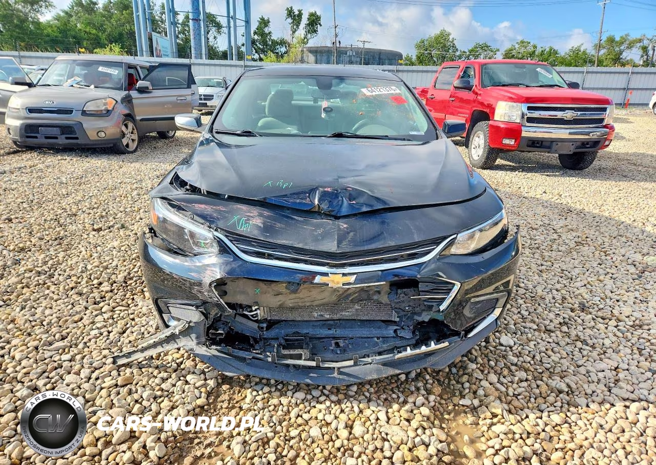 2018 Chevrolet Malibu Lt VIN:1G1ZD5ST9JF122055 - 5