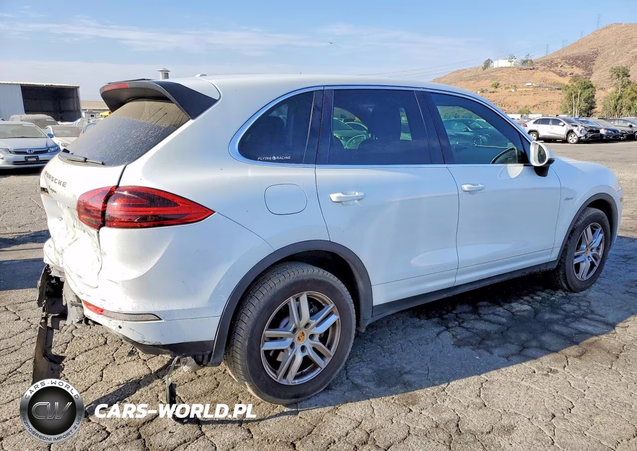 2016 Porsche Cayenne VIN:WP1AF2A20GKA41613 - 3