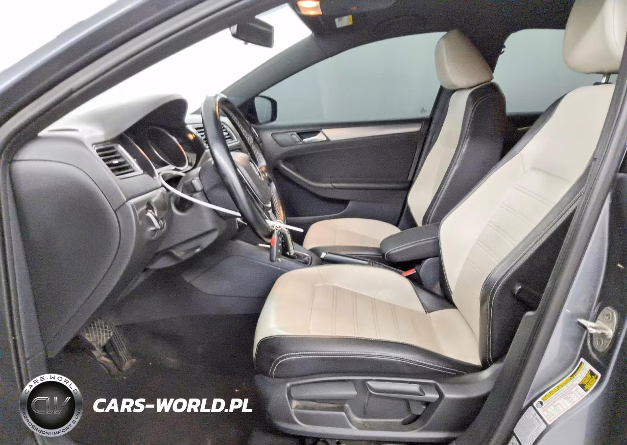 2016 Volkswagen Jetta Sport VIN:3VWD17AJ7GM292703 - 7