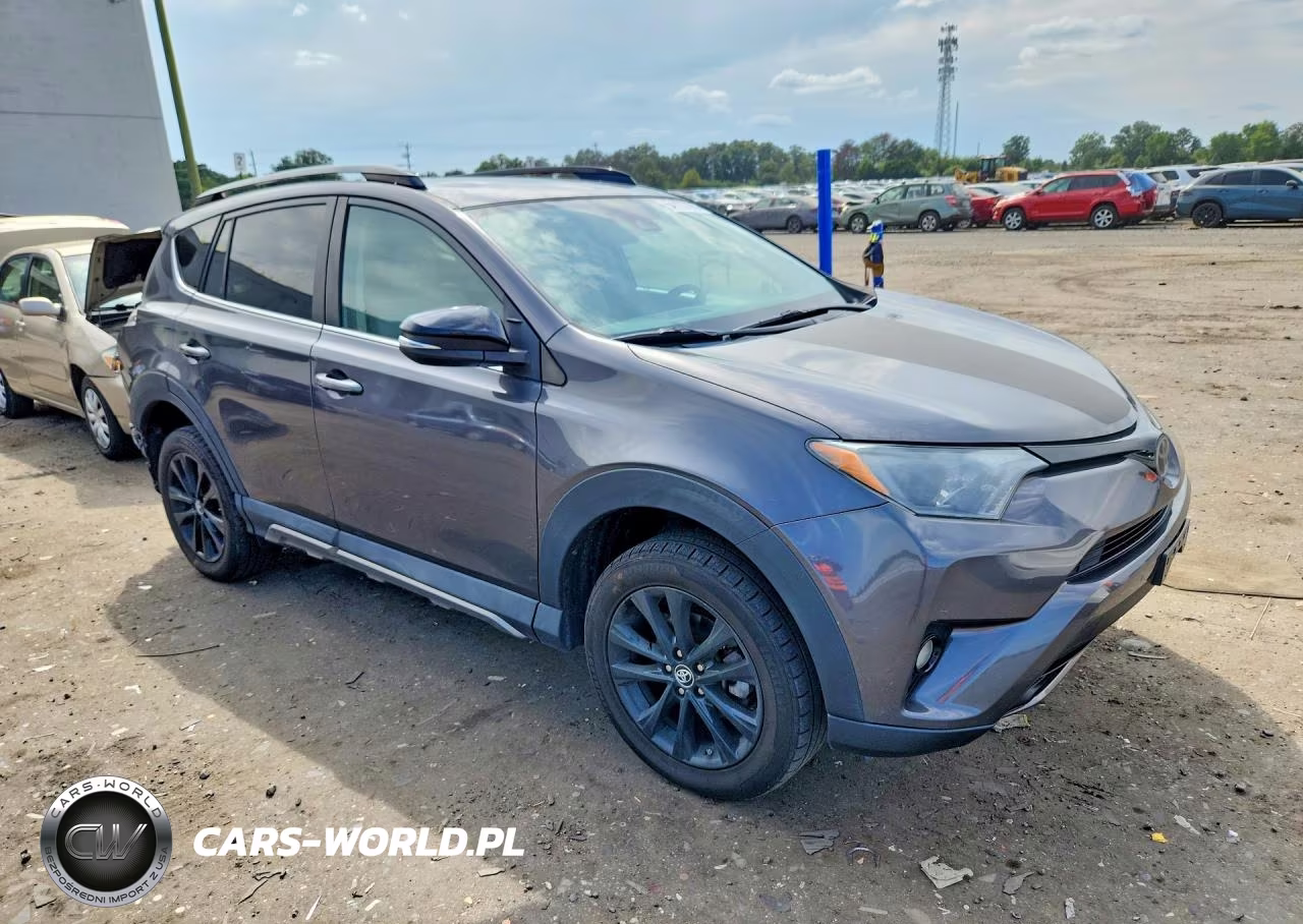 2018 Toyota Rav4 Adventure VIN:2T3RFREV7JW701940 - 4