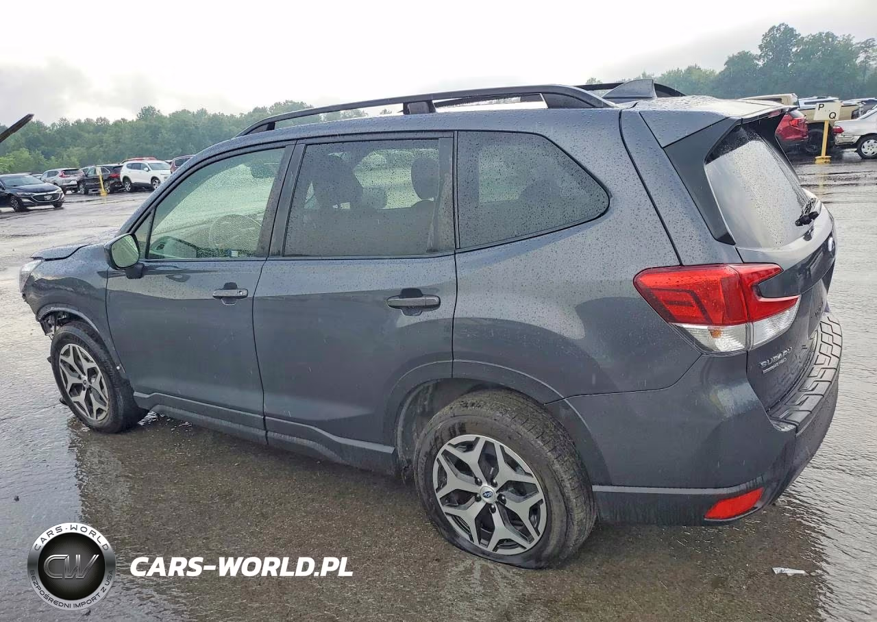 2021 Subaru Forester Premium VIN:JF2SKAJC3MH463664 - 2