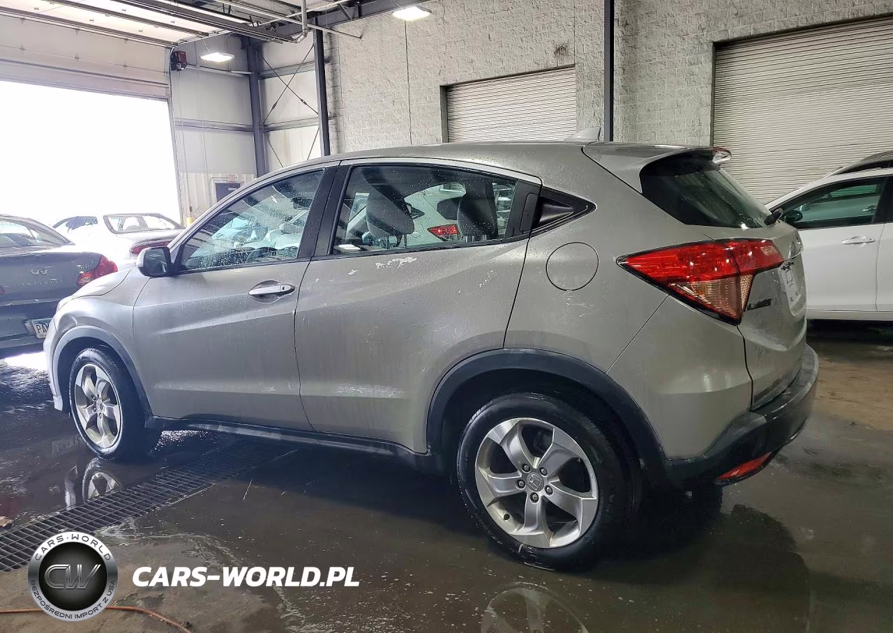 2018 Honda Hr-V Lx VIN:3CZRU6H38JG728234 - 2
