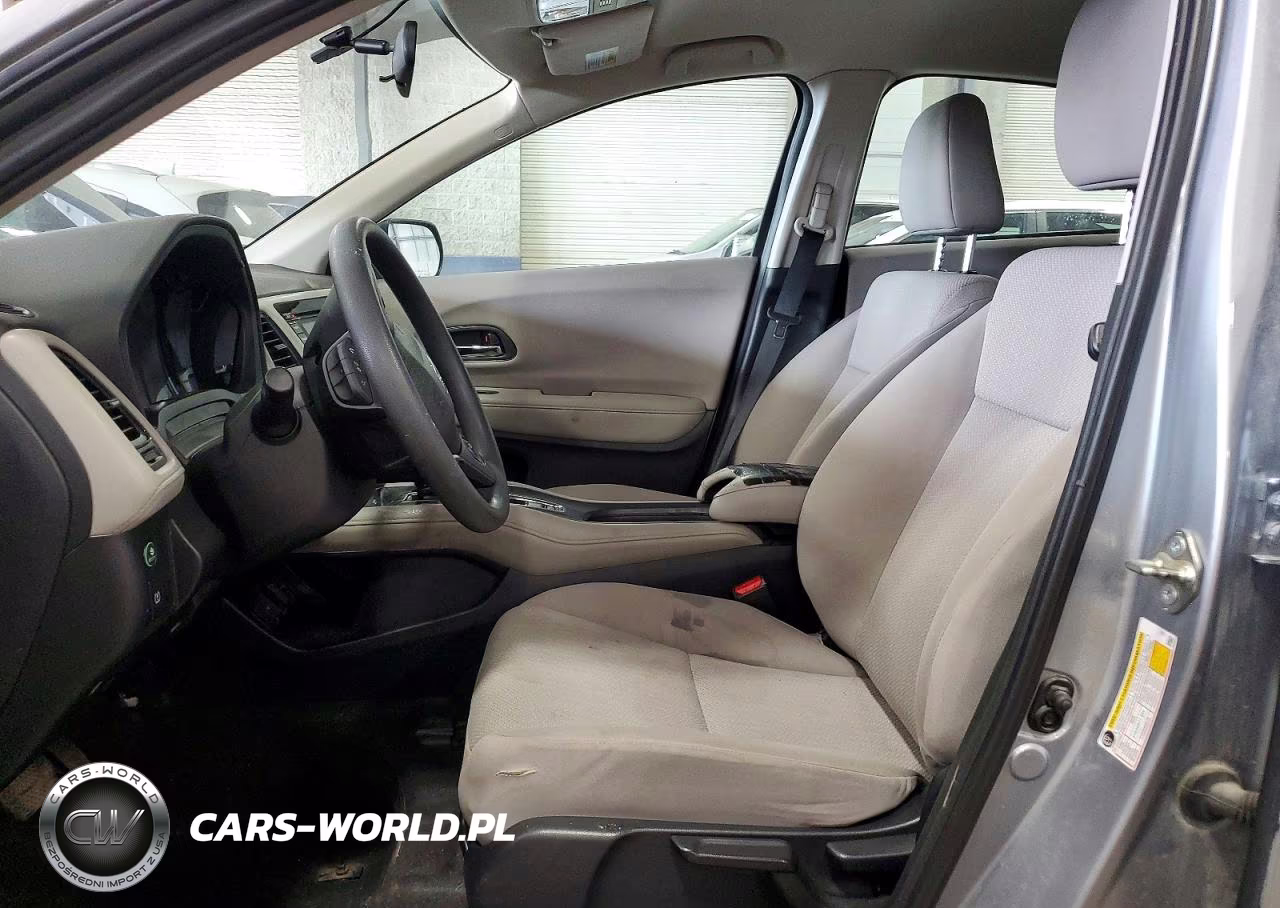 2018 Honda Hr-V Lx VIN:3CZRU6H38JG728234 - 7