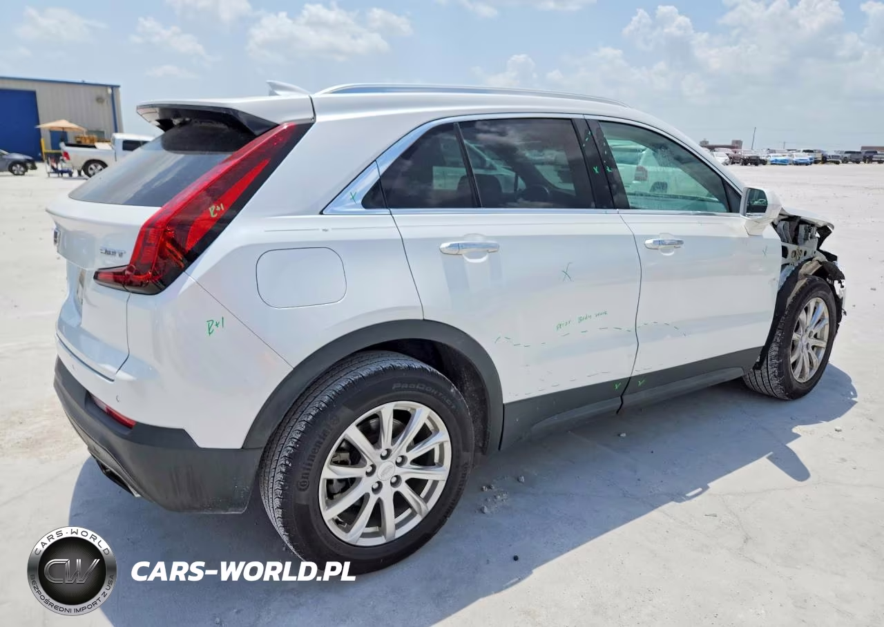 2019 Cadillac Xt4 Luxury VIN:1GYAZAR40KF104956 - 3