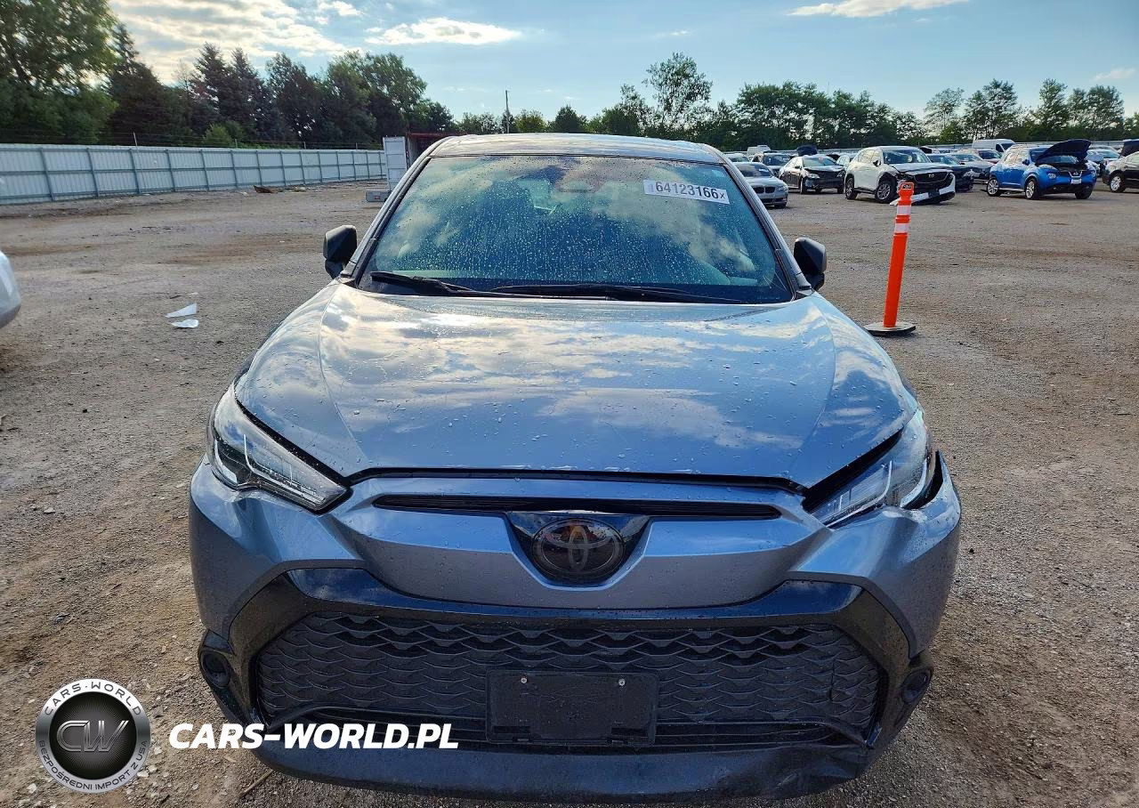 2025 Toyota Corolla Cross Hybrid S VIN:7MUFBABG6SV076915 - 5
