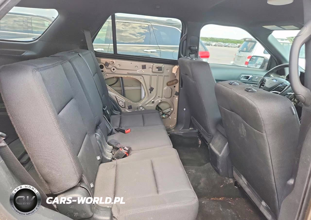 2019 Ford Explorer Police Interceptor VIN:1FM5K8ARXKGA64953 - 10