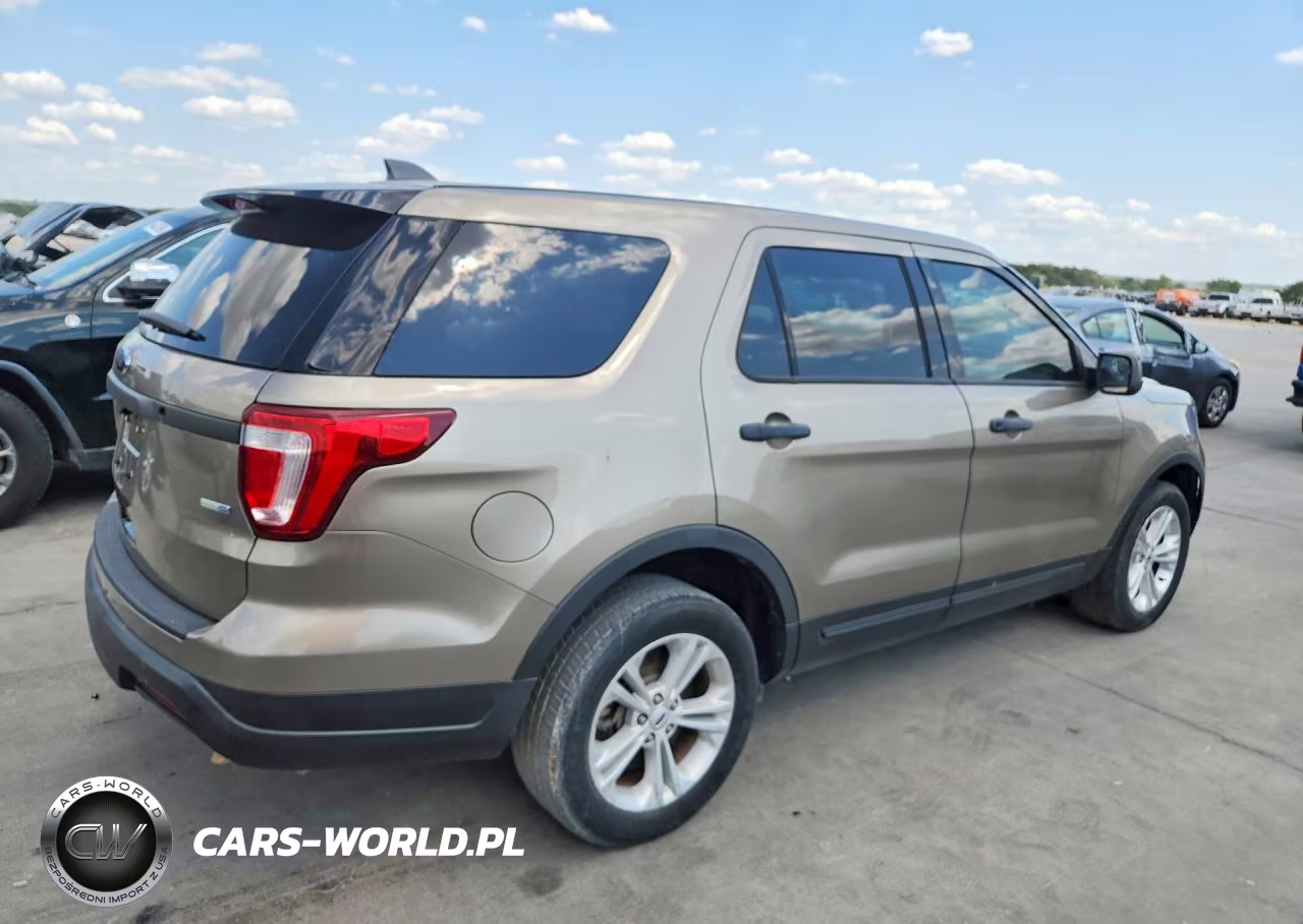2019 Ford Explorer Police Interceptor VIN:1FM5K8ARXKGA64953 - 3