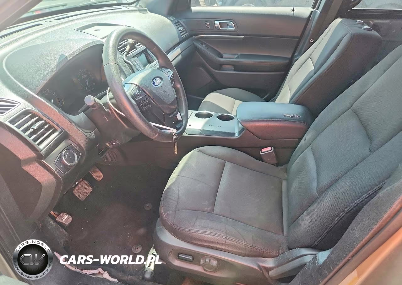 2019 Ford Explorer Police Interceptor VIN:1FM5K8ARXKGA64953 - 7
