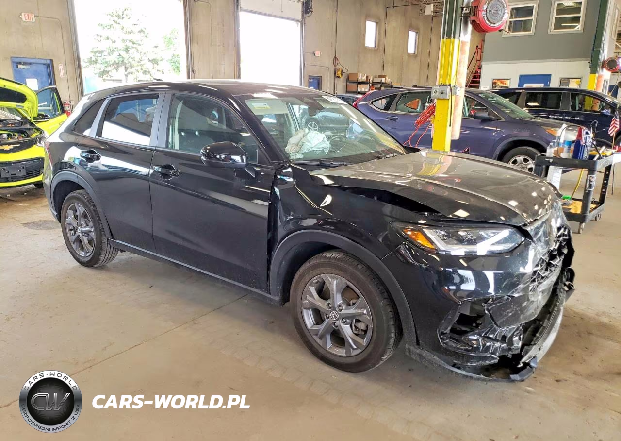 2026 Honda Hr-V Lx VIN:3CZRZ2H37TM741541 - 4