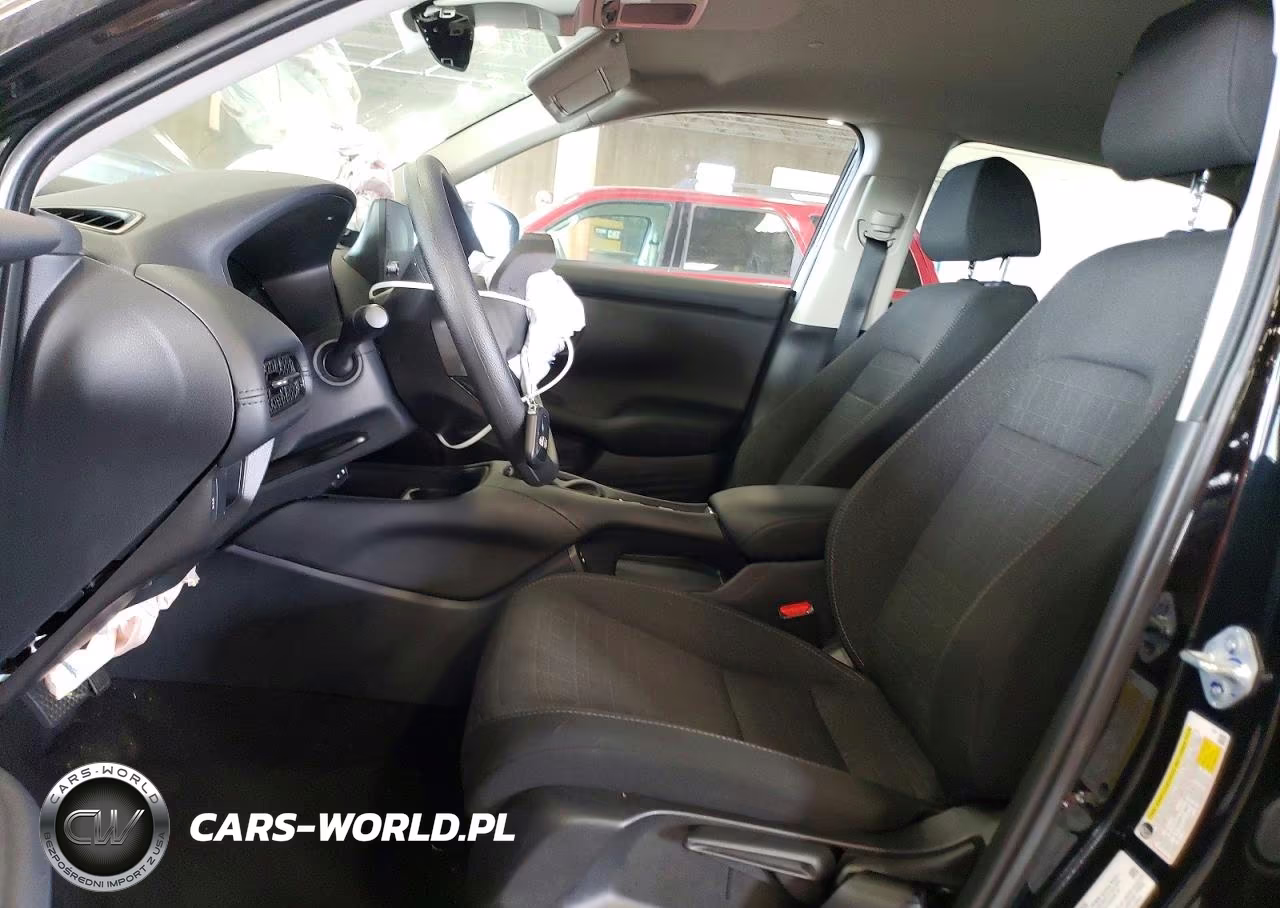 2026 Honda Hr-V Lx VIN:3CZRZ2H37TM741541 - 7