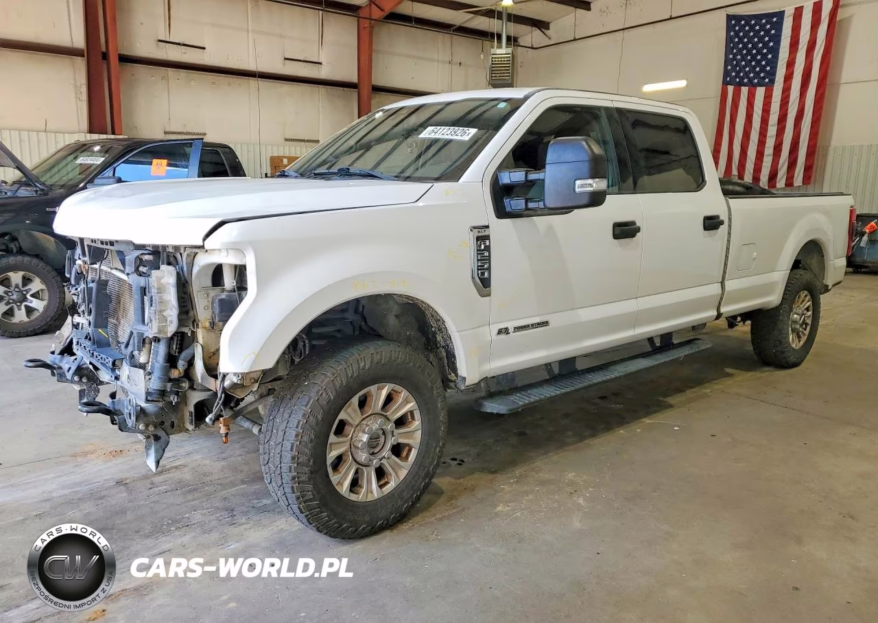 2021 Ford F250 Super Duty – zdjęcie 1 z 13