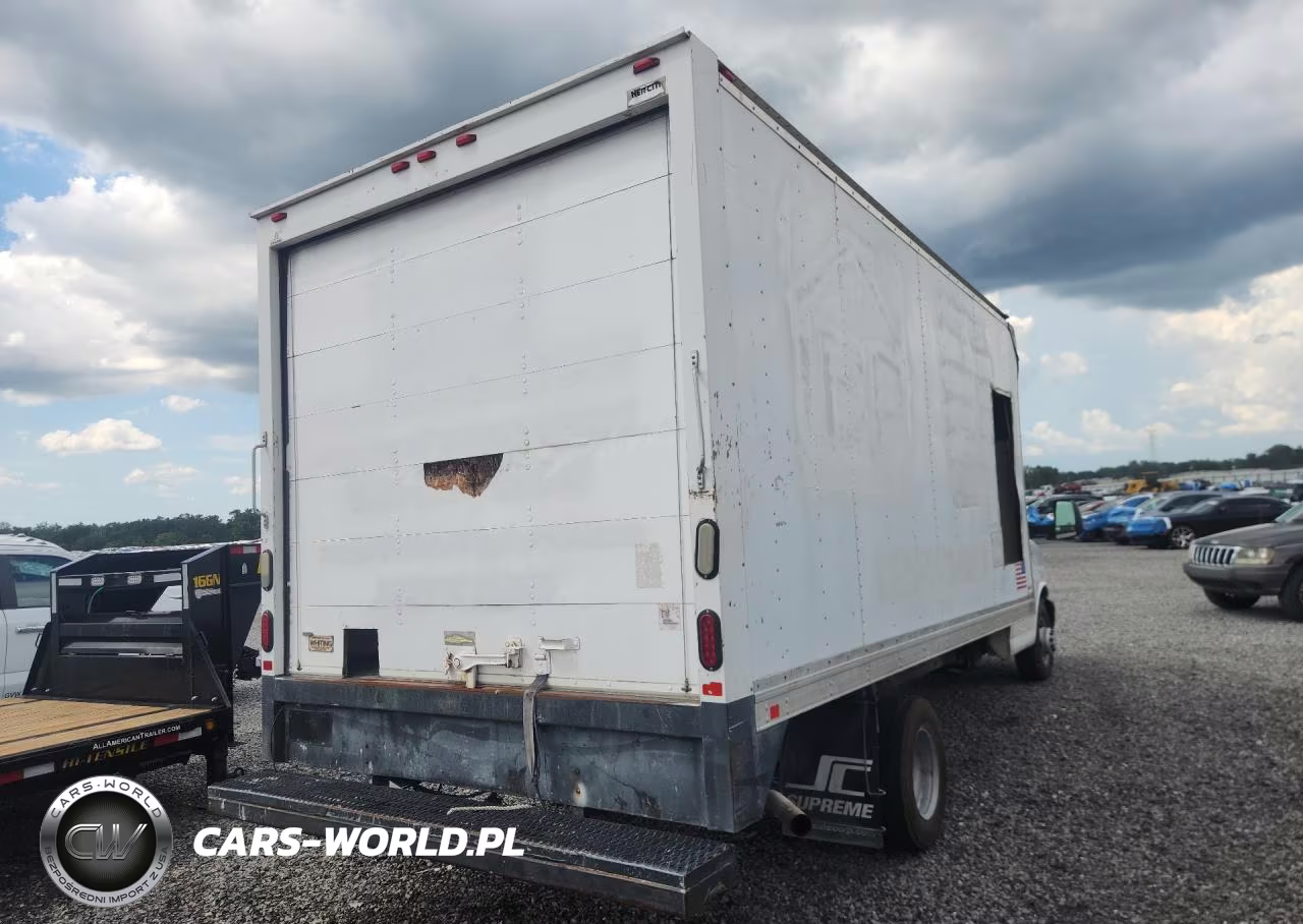 2015 Chevrolet Express Box Truck VIN:1GB3G4CG5F1264573 - 3