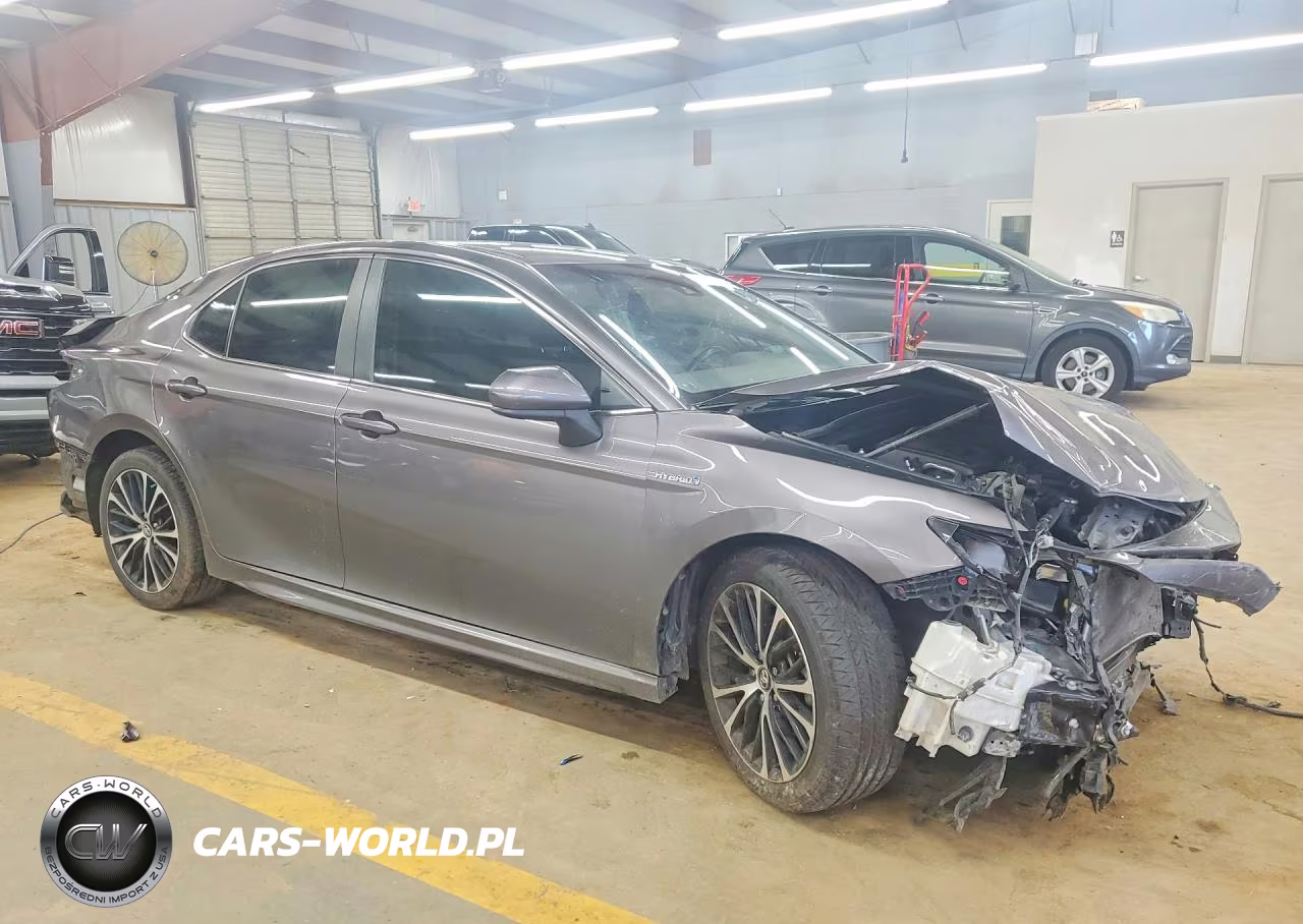 2018 Toyota Camry Hybrid Se VIN:4T1B21HK3JU009120 - 4