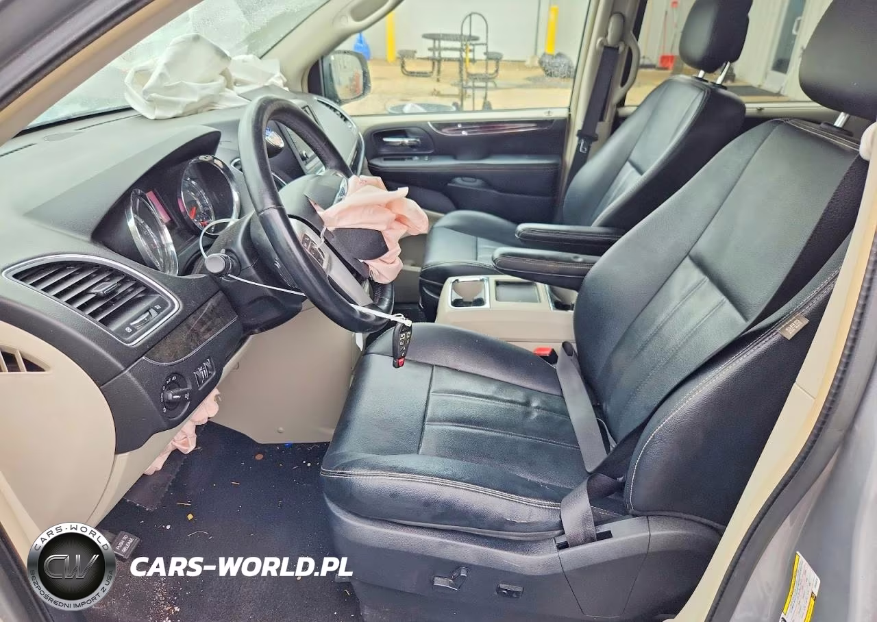 2014 Chrysler Town & Country Touring VIN:2C4RC1BG9ER464870 - 7