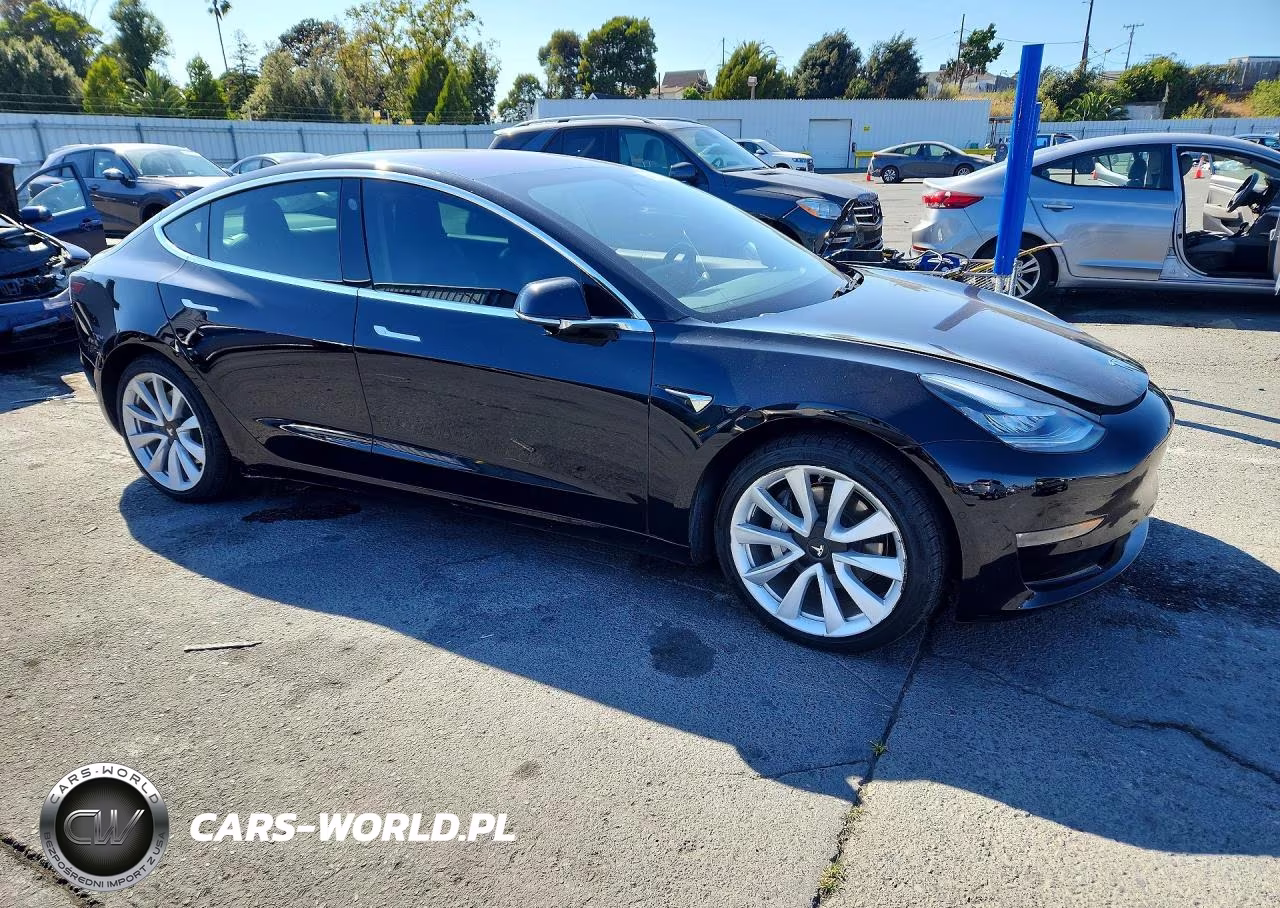 2019 Tesla Model 3 VIN:5YJ3E1EA7KF327120 - 4