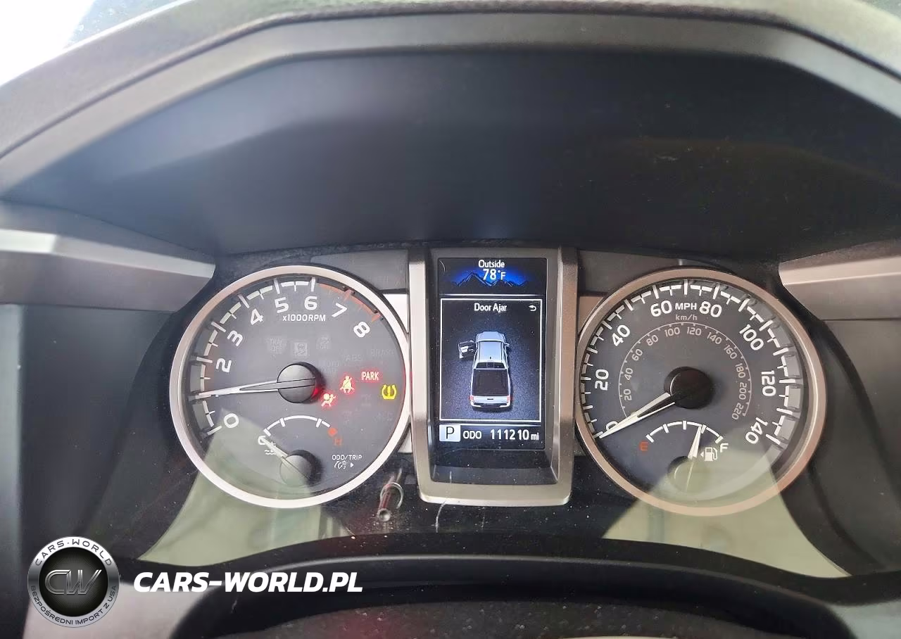 2016 Toyota Tacoma Sr5 V6 VIN:3TMCZ5AN9GM019731 - 9