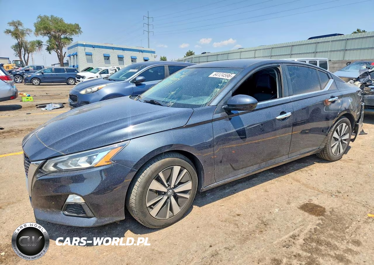2022 Nissan Altima Sv