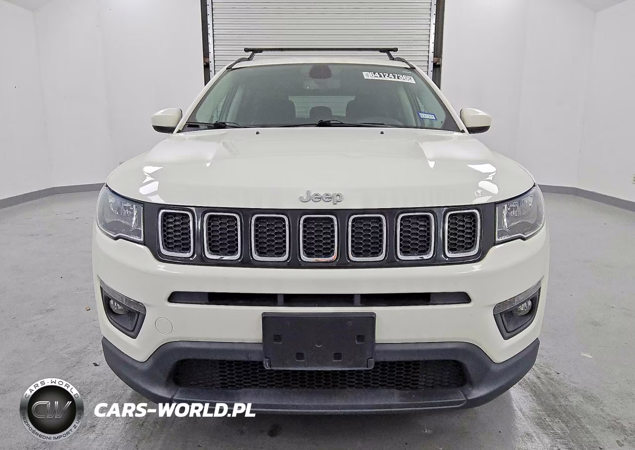 2019 Jeep Compass Latitude VIN:3C4NJCBB7KT755994 - 5