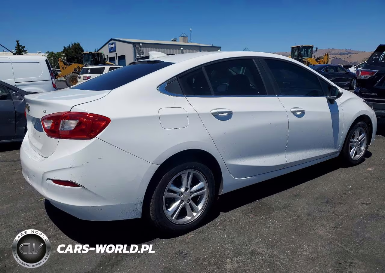 2017 Chevrolet Cruze Lt VIN:1G1BE5SM0H7212786 - 3