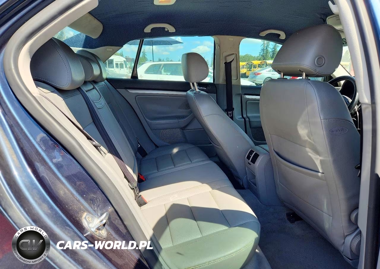 2005 Volkswagen New Jetta 2.5 VIN:3VWRG71KX5M645767 - 10