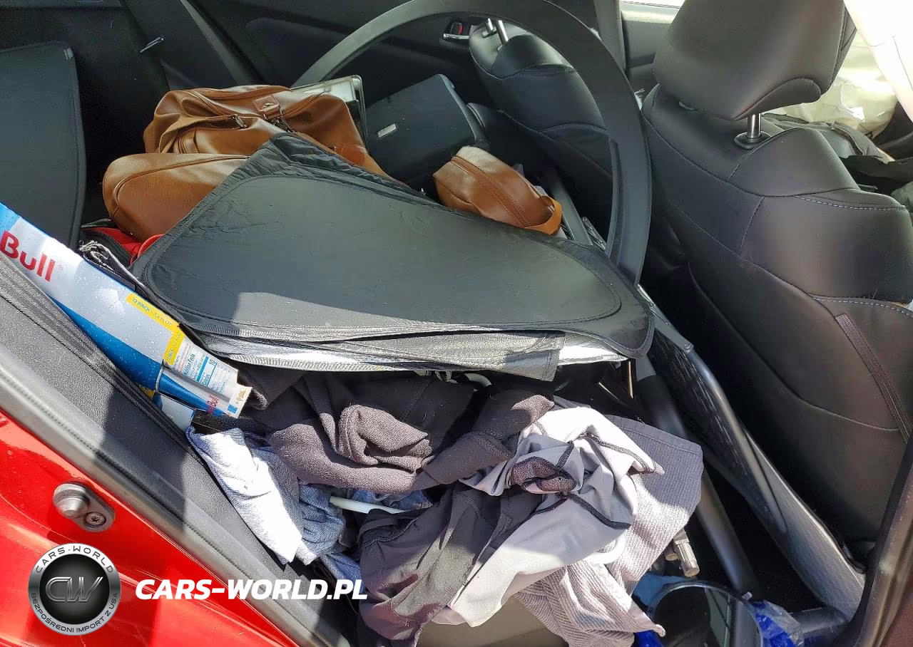 2016 Toyota Prius Three Touring VIN:JTDKARFU0G3524620 - 10