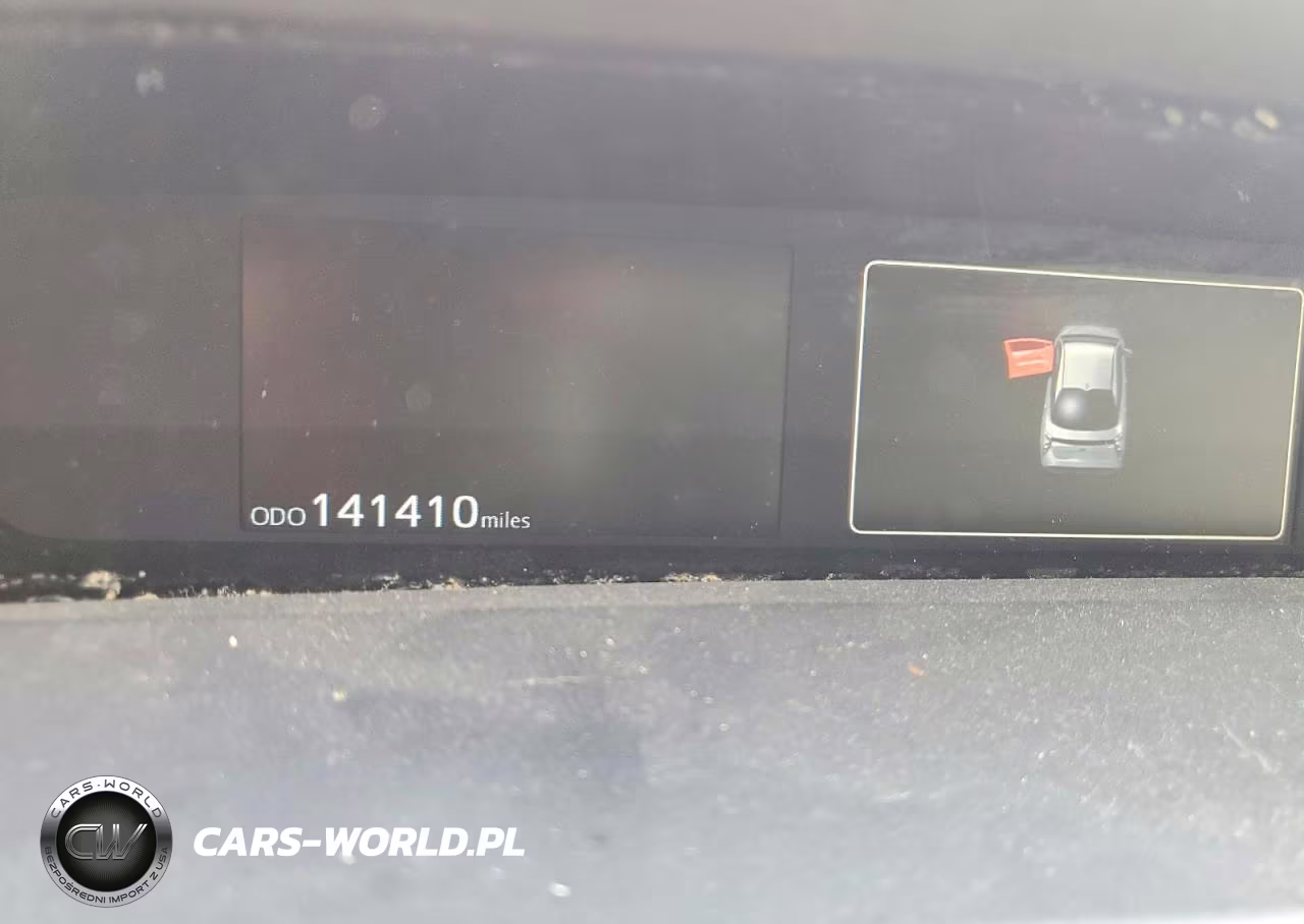 2016 Toyota Prius Three Touring VIN:JTDKARFU0G3524620 - 9