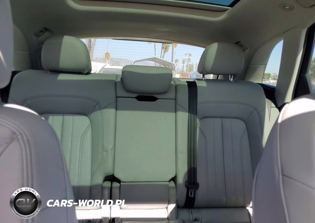 2021 Audi Q5 Premium Plus VIN:WA1BAAFYXM2063393 - 10