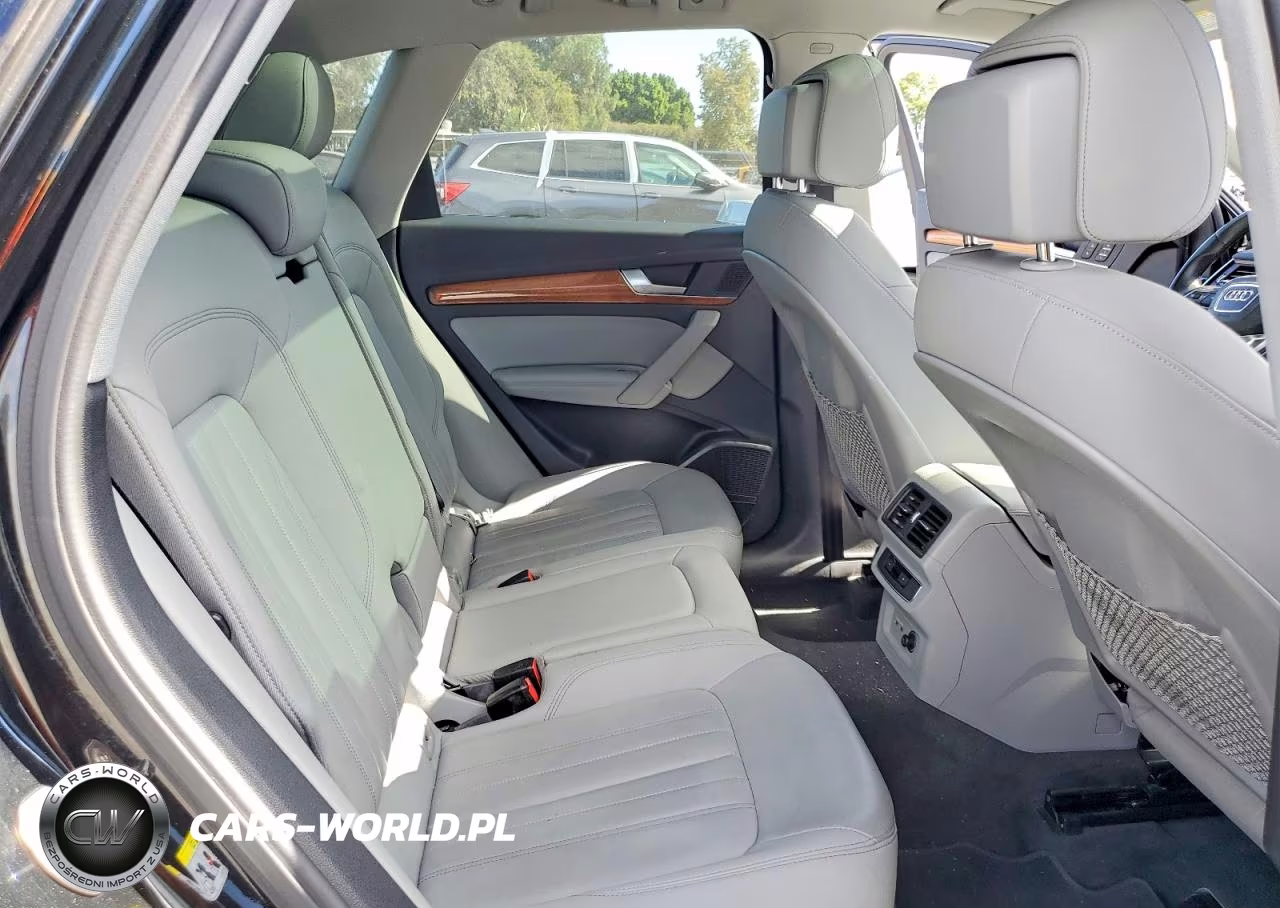 2021 Audi Q5 Premium Plus VIN:WA1BAAFYXM2063393 - 11