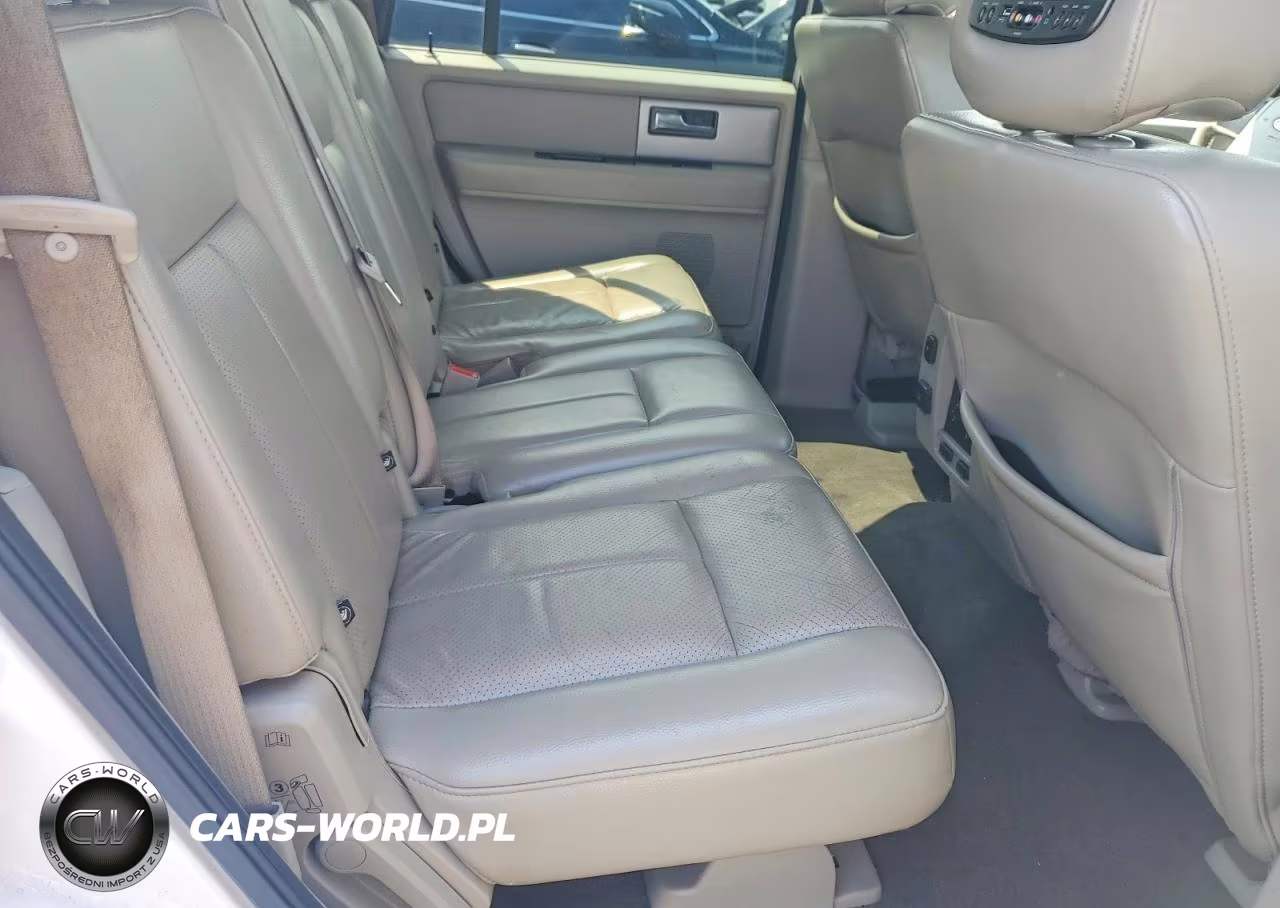 2011 Ford Expedition Limited VIN:1FMJU2A50BEF06170 - 11