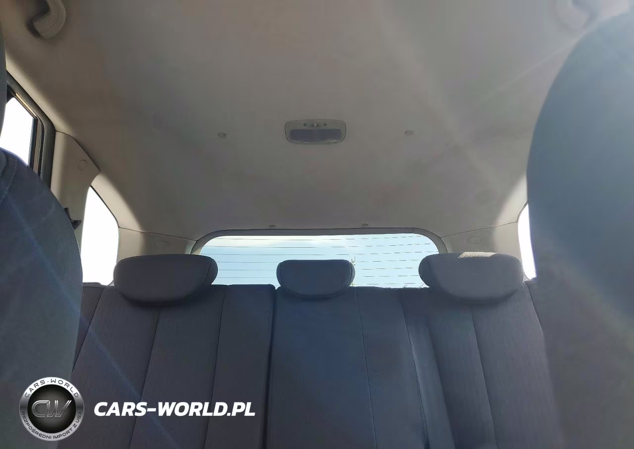 2008 Kia Rondo Lx VIN:KNAFG525187218444 - 10