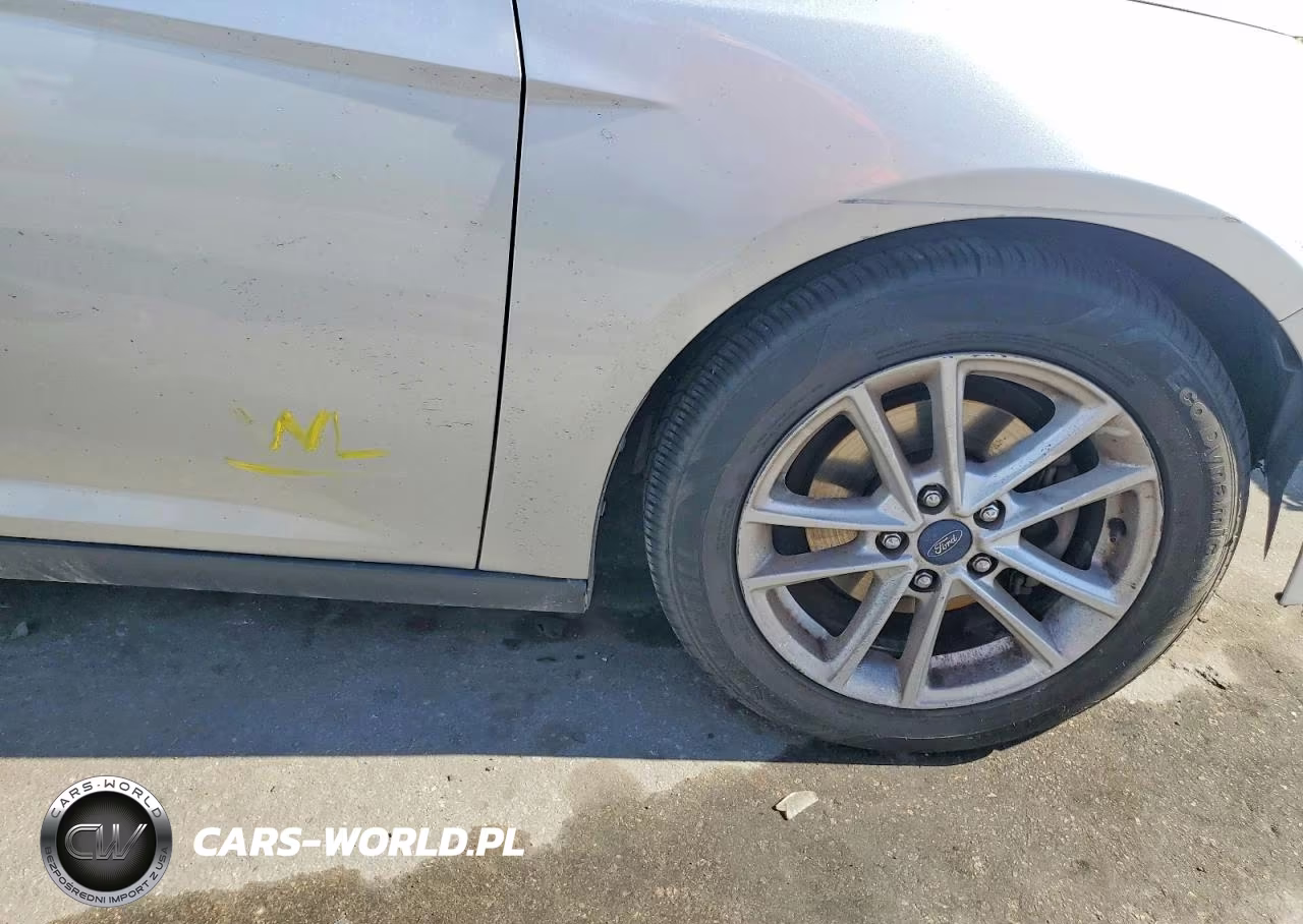 2017 Ford Focus Se VIN:1FADP3F26HL264279 - 12