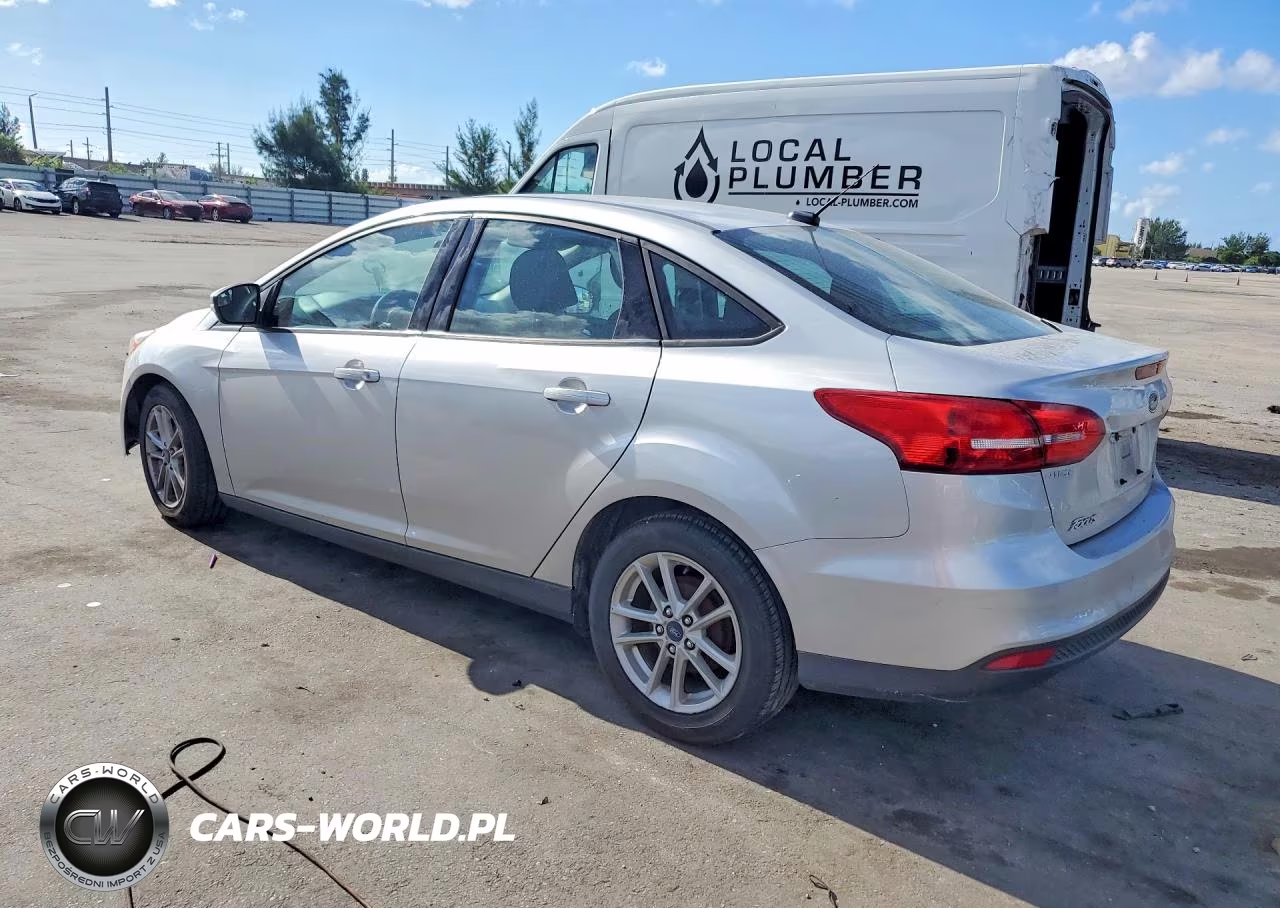 2017 Ford Focus Se VIN:1FADP3F26HL264279 - 2